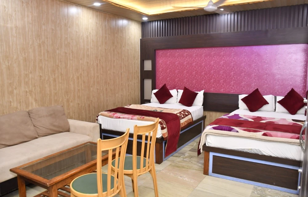 About Hotel in Mahisouri Pictures
